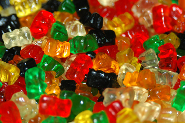 candy-bears-1184882-639x424